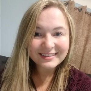 Meet your Posher, Lydia